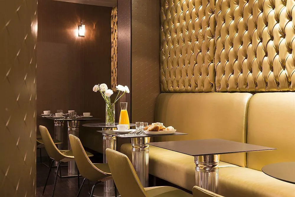 New Republique - Ex Albert's Hotel