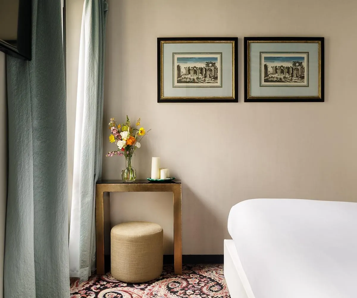 New Republique - Ex Albert's Hotel Paris